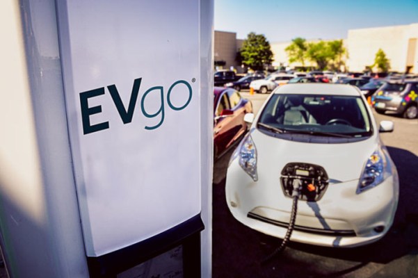 EVgo installs 900th fast charger in the U.S. at Opry Mills, Nashville - Vimarsana News