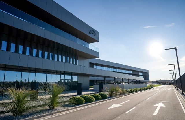 Power Electronics Reports Record-breaking Financial Results for 2023 - Vimarsana News